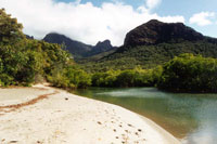 Hinchinbrook Island (image courtesy of E Murray).