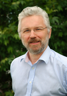 Dr Andrew Barnicoat