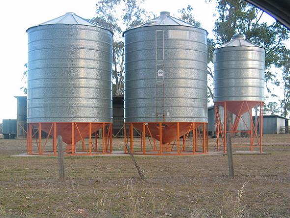 Figure: 2.4.8.1c Oblique Photography Non Permanent Silos