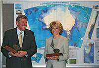 Fig 1. Minister for Industry, Tourism and Resources, the Hon. Ian Macfarlane MP and the Minister for Education, Science and Training the Hon. Julie Bishop MP, following the launch of the Offshore Minerals Map.